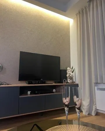 Pino Dorato شقة زلاتيبور