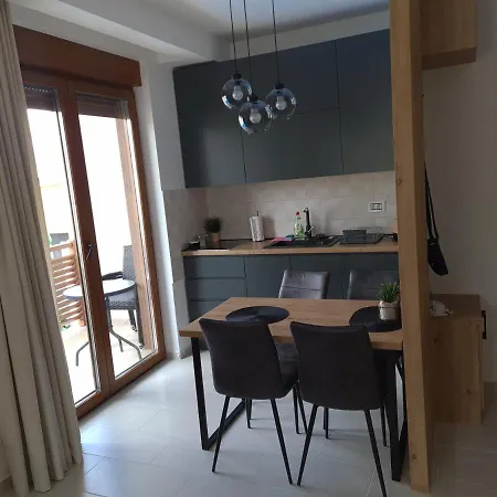 Pino Dorato Apartment *